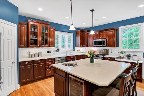 9045 Mallard Point Zionsville IN 46077