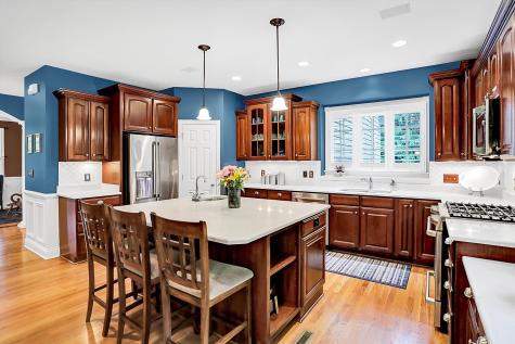 9045 Mallard Point Zionsville IN 46077