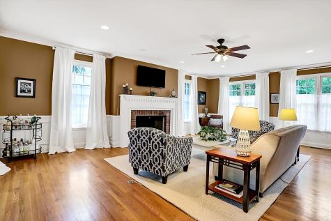 9045 Mallard Point Zionsville IN 46077