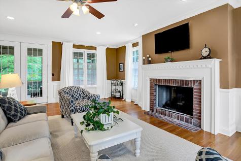 9045 Mallard Point Zionsville IN 46077