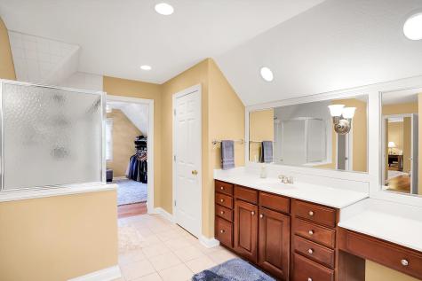 9045 Mallard Point Zionsville IN 46077