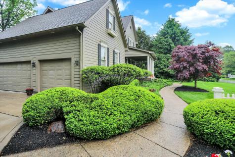 9045 Mallard Point Zionsville IN 46077