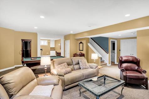 9045 Mallard Point Zionsville IN 46077