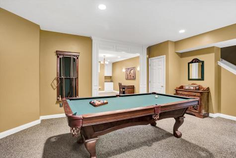 9045 Mallard Point Zionsville IN 46077