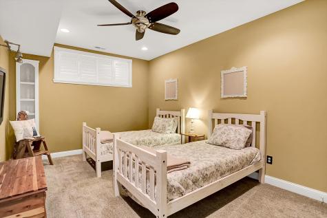 9045 Mallard Point Zionsville IN 46077
