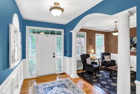 9045 Mallard Point Zionsville IN 46077