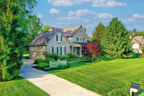 9045 Mallard Point Zionsville IN 46077