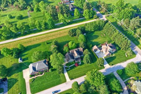 9045 Mallard Point Zionsville IN 46077