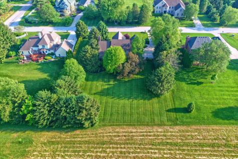 9045 Mallard Point Zionsville IN 46077