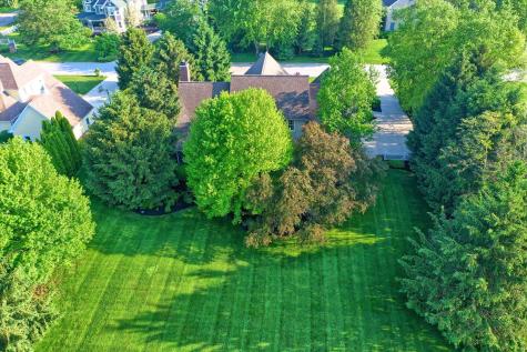 9045 Mallard Point Zionsville IN 46077