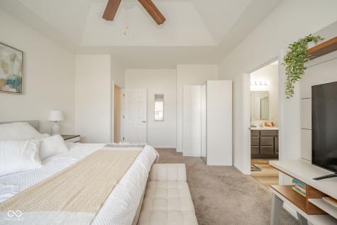 16592 Branham Drive Fishers IN 46040