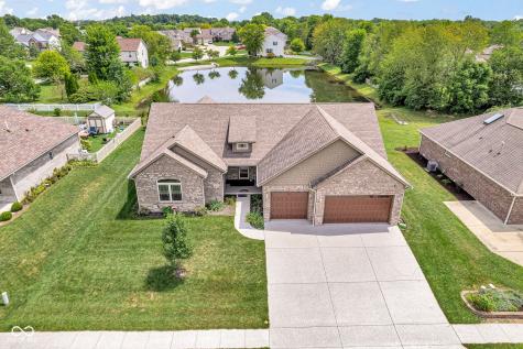 2075 Saunders Field Drive Avon IN 46123