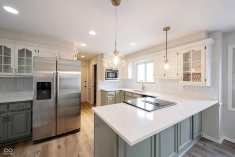 72 Ashbourne Drive Noblesville IN 46060