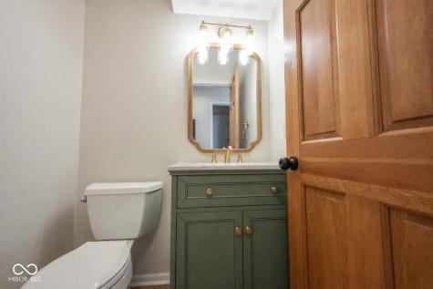 72 Ashbourne Drive Noblesville IN 46060