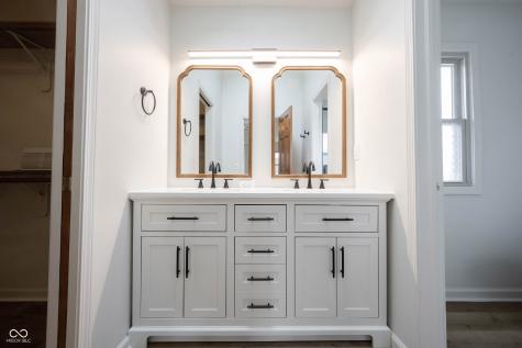 72 Ashbourne Drive Noblesville IN 46060