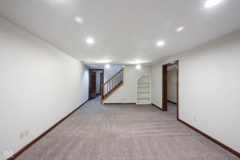 72 Ashbourne Drive Noblesville IN 46060