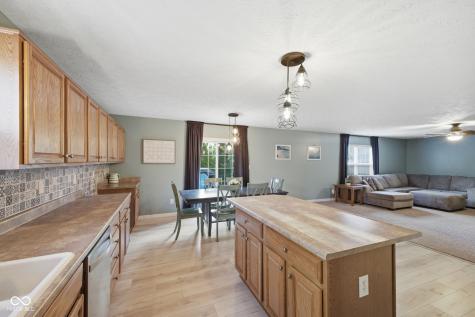 13804 Black Canyon Court Fishers IN 46038