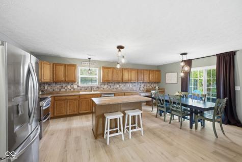 13804 Black Canyon Court Fishers IN 46038