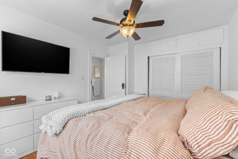 6157 Kingsley Drive Indianapolis IN 46220