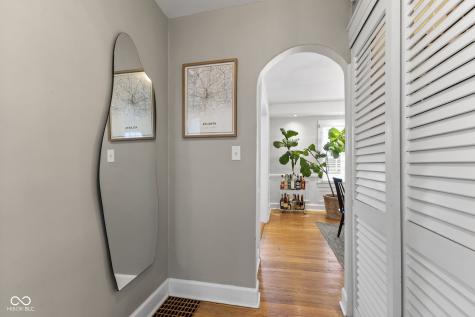 6157 Kingsley Drive Indianapolis IN 46220
