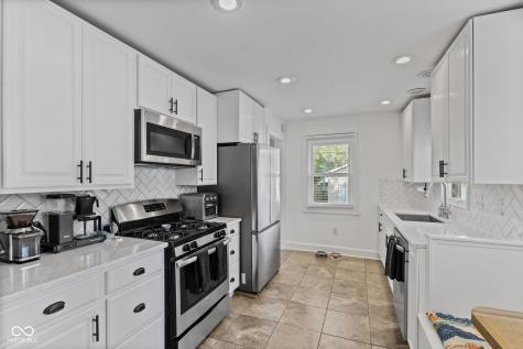 6157 Kingsley Drive Indianapolis IN 46220