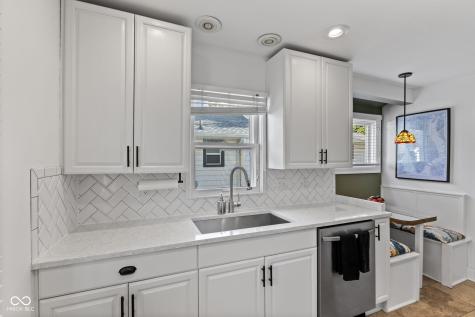 6157 Kingsley Drive Indianapolis IN 46220