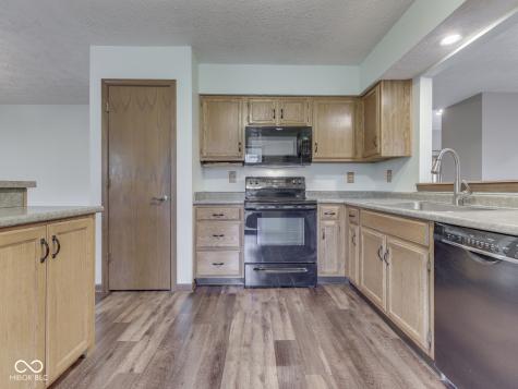 8160 Bold Forbes Court Indianapolis IN 46217