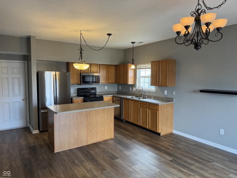 2406 Meadow Bend Drive Columbus IN 47201