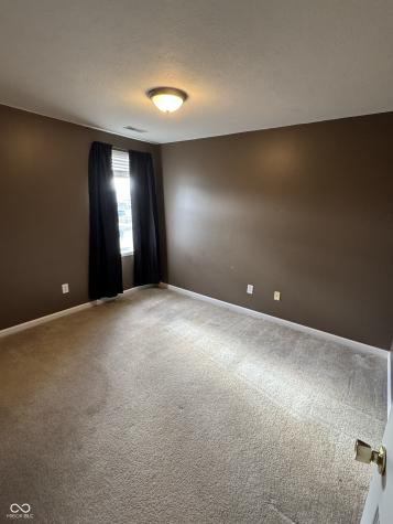 2406 Meadow Bend Drive Columbus IN 47201