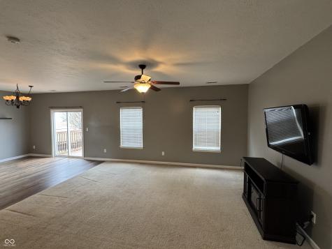 2406 Meadow Bend Drive Columbus IN 47201