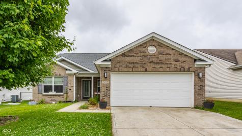 3872 Dusty Sands Road Whitestown IN 46075