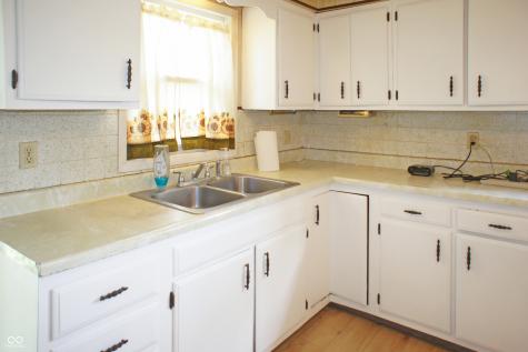 802 W 42nd Street Indianapolis IN 46208