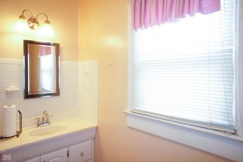 802 W 42nd Street Indianapolis IN 46208