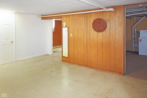 802 W 42nd Street Indianapolis IN 46208