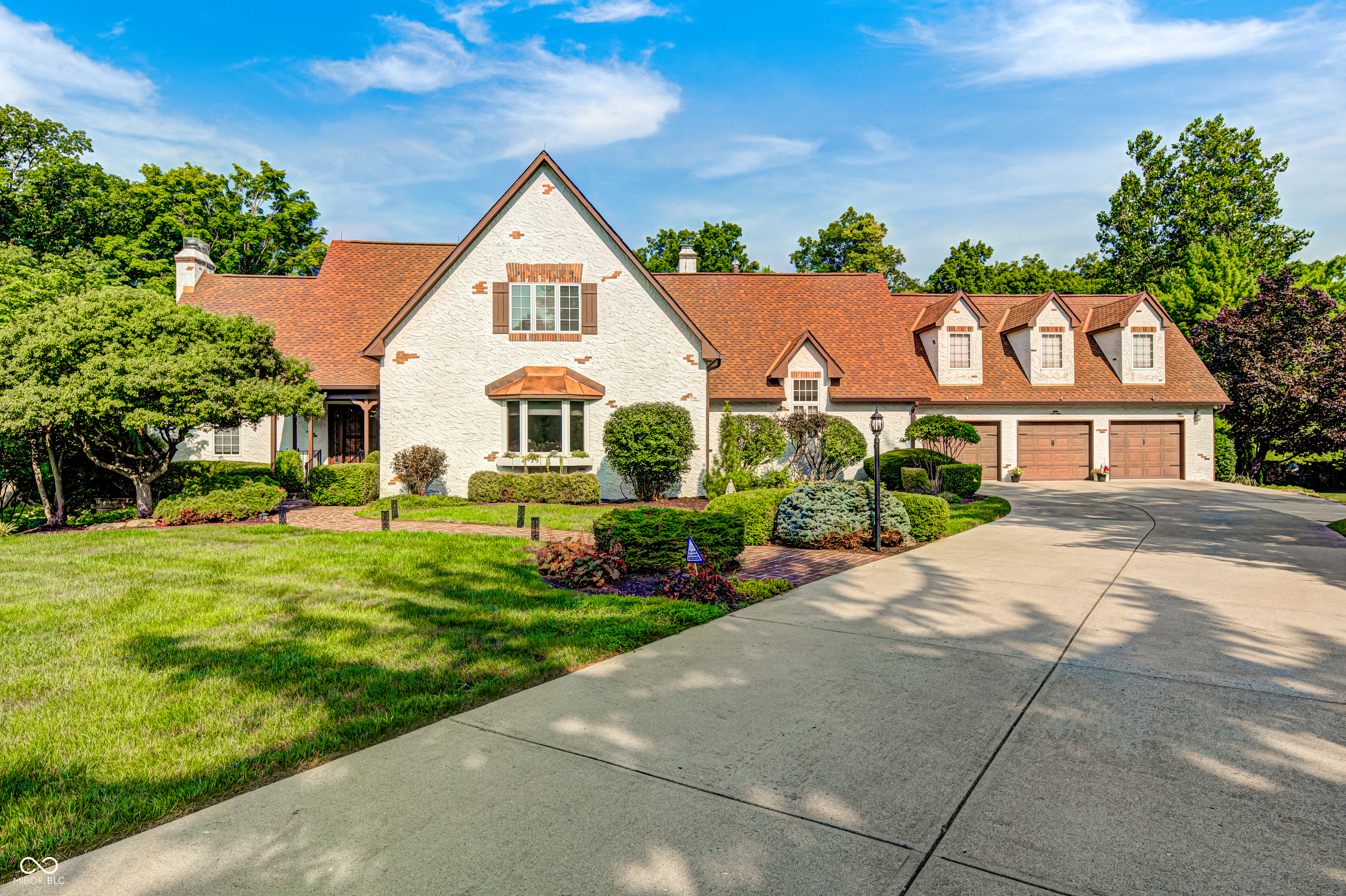 6737 La Tour Circle Indianapolis IN 46278