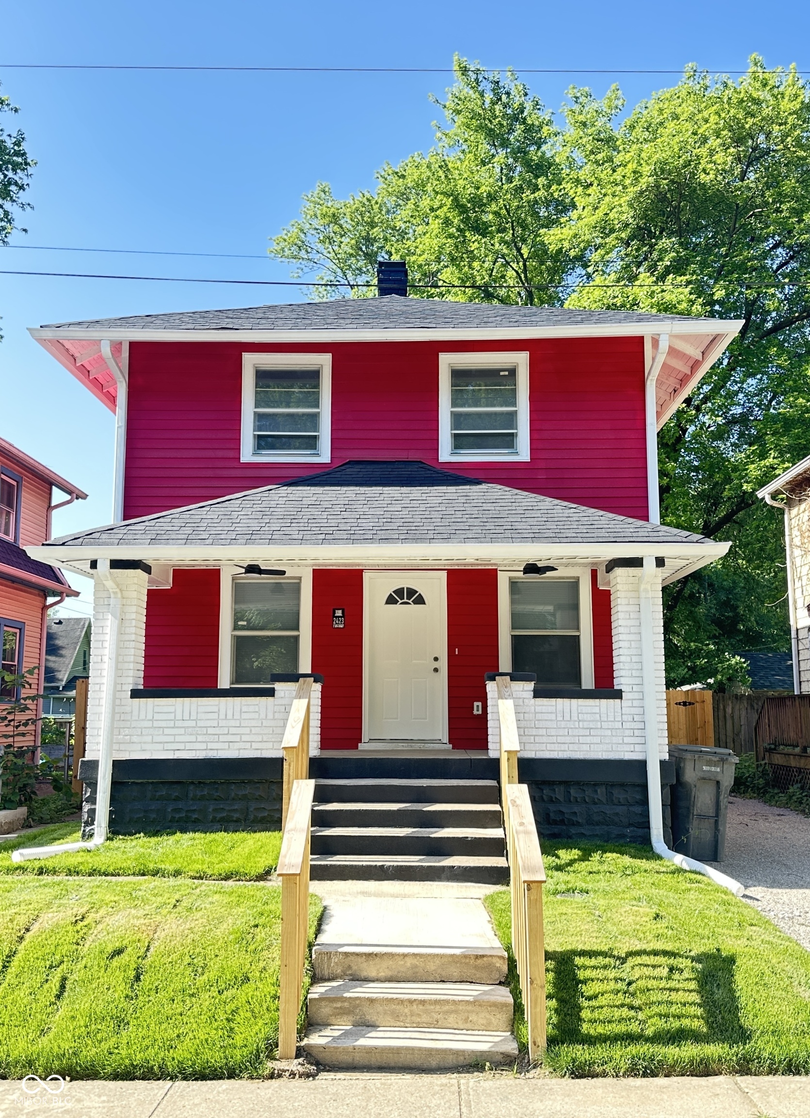 2423 E 13th Street Indianapolis IN 46201