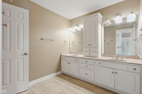3256 Waterside Court Greenwood IN 46143
