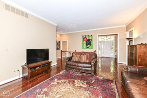 9715 Telluride Station Mccordsville IN 46055