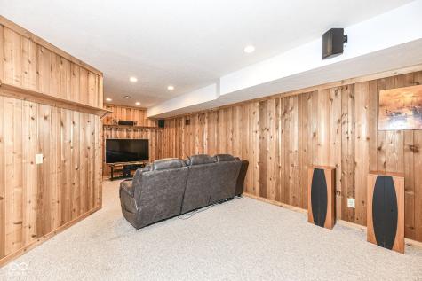 9715 Telluride Station Mccordsville IN 46055