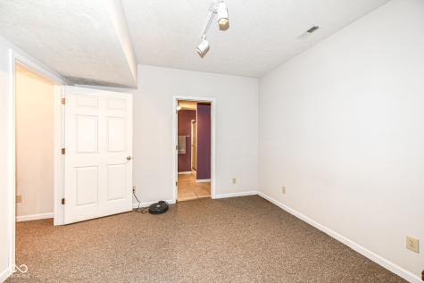9715 Telluride Station Mccordsville IN 46055