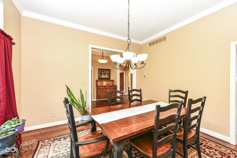 9715 Telluride Station Mccordsville IN 46055