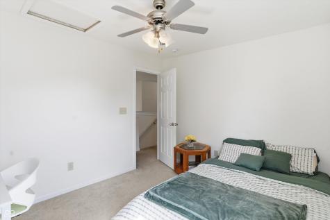 953 Beal Way Indianapolis IN 46217