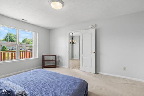 1467 Persimmon Circle Greenfield IN 46140