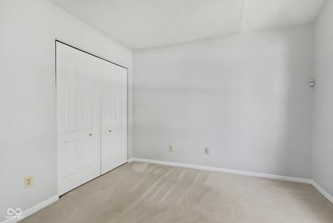1467 Persimmon Circle Greenfield IN 46140