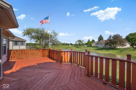 1467 Persimmon Circle Greenfield IN 46140