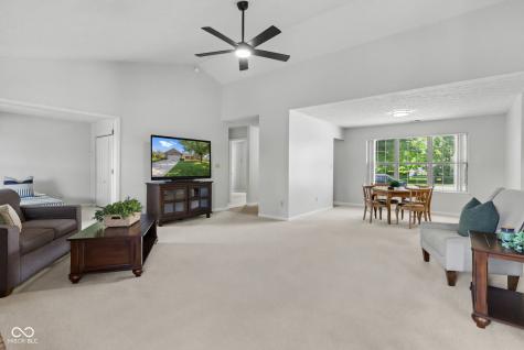 1467 Persimmon Circle Greenfield IN 46140