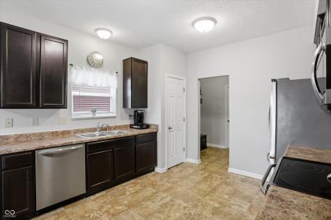 826 Kelly Pass Greenwood IN 46143