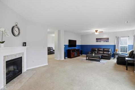 826 Kelly Pass Greenwood IN 46143