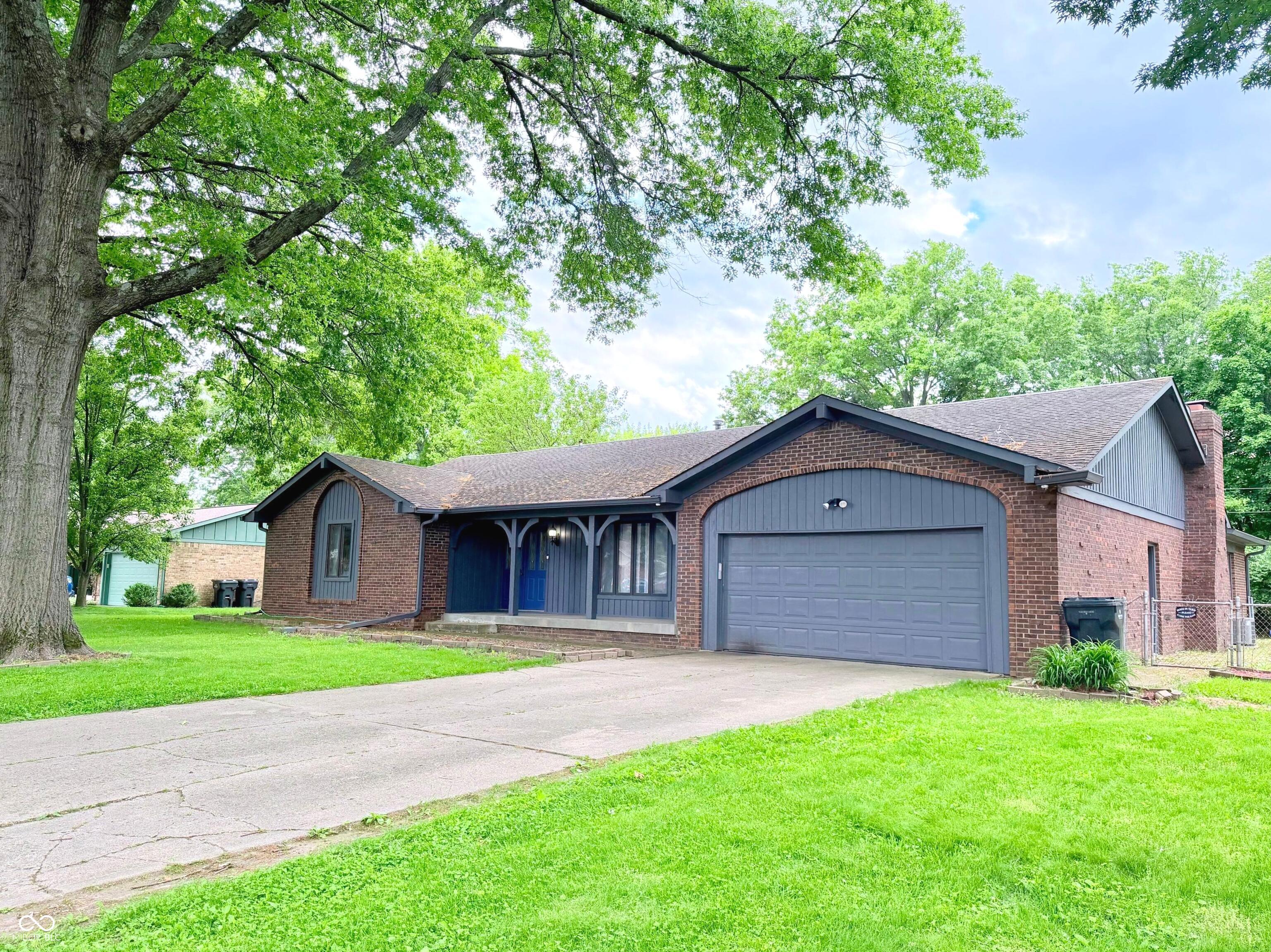 202 Meander Way Greenwood IN 46142