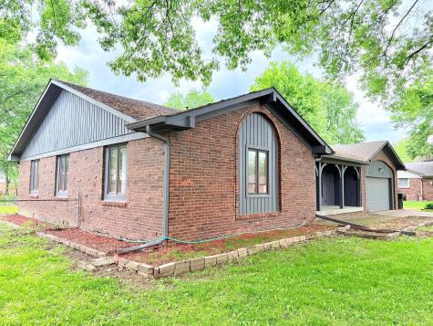 202 Meander Way Greenwood IN 46142